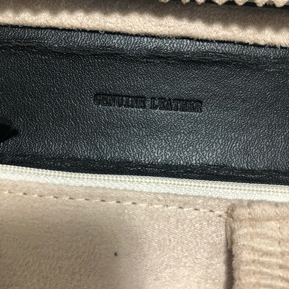 Genuine Leather Jewelry Organizer Wristlet Pouch - Picture 6 of 8